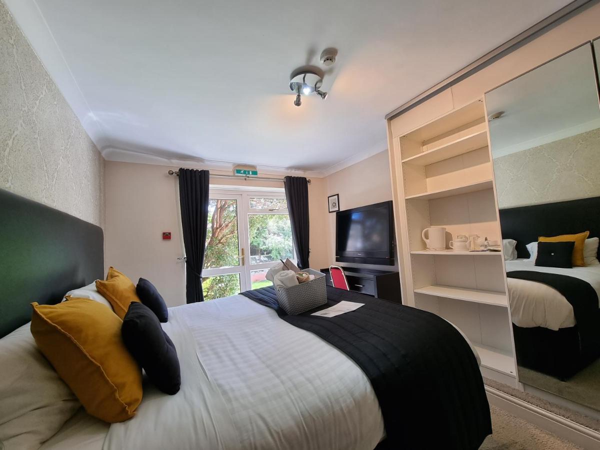 The Ashleigh - Dog Friendly Bed & Breakfast Bournemouth Dış mekan fotoğraf